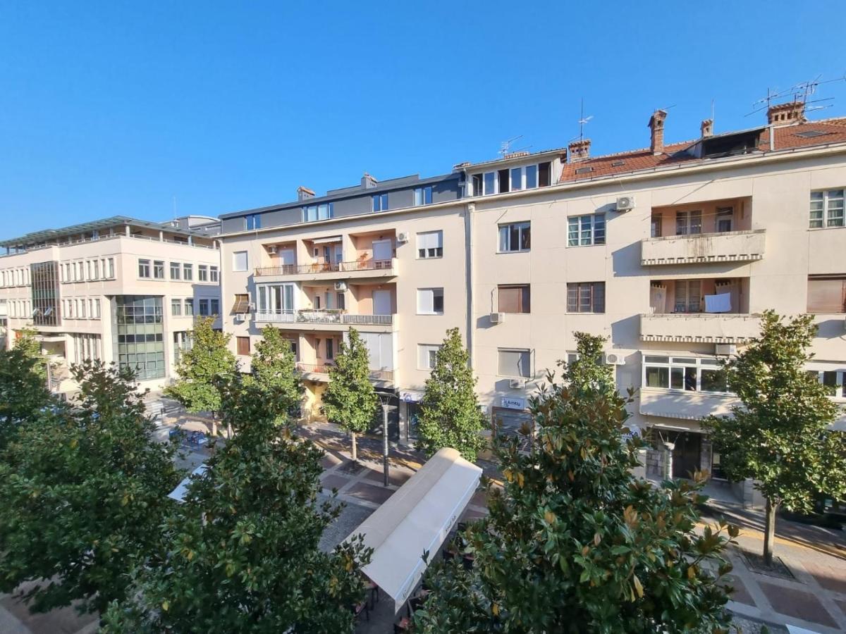 Апартаменти Right In The Heart Of Podgorica! Екстер'єр фото